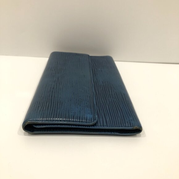 Louis Vuitton Blue Leather Epi Wallet - Picture 3 of 16